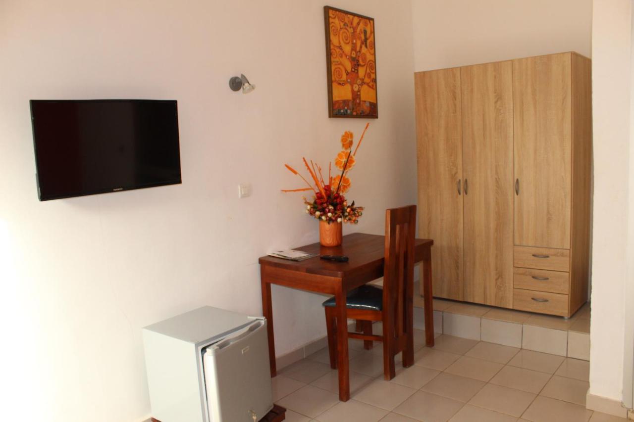 Complexe Hotelier Olympe Korhogo Εξωτερικό φωτογραφία